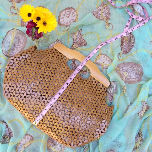 Wooden handbag Donated - Picture 3 of 6